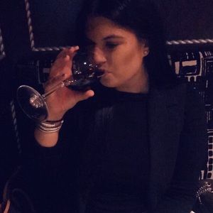 Meet your Posher, Victoria